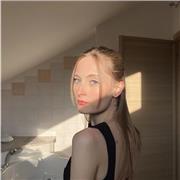 Offro aiuto compiti a chi ne ha bisogno.